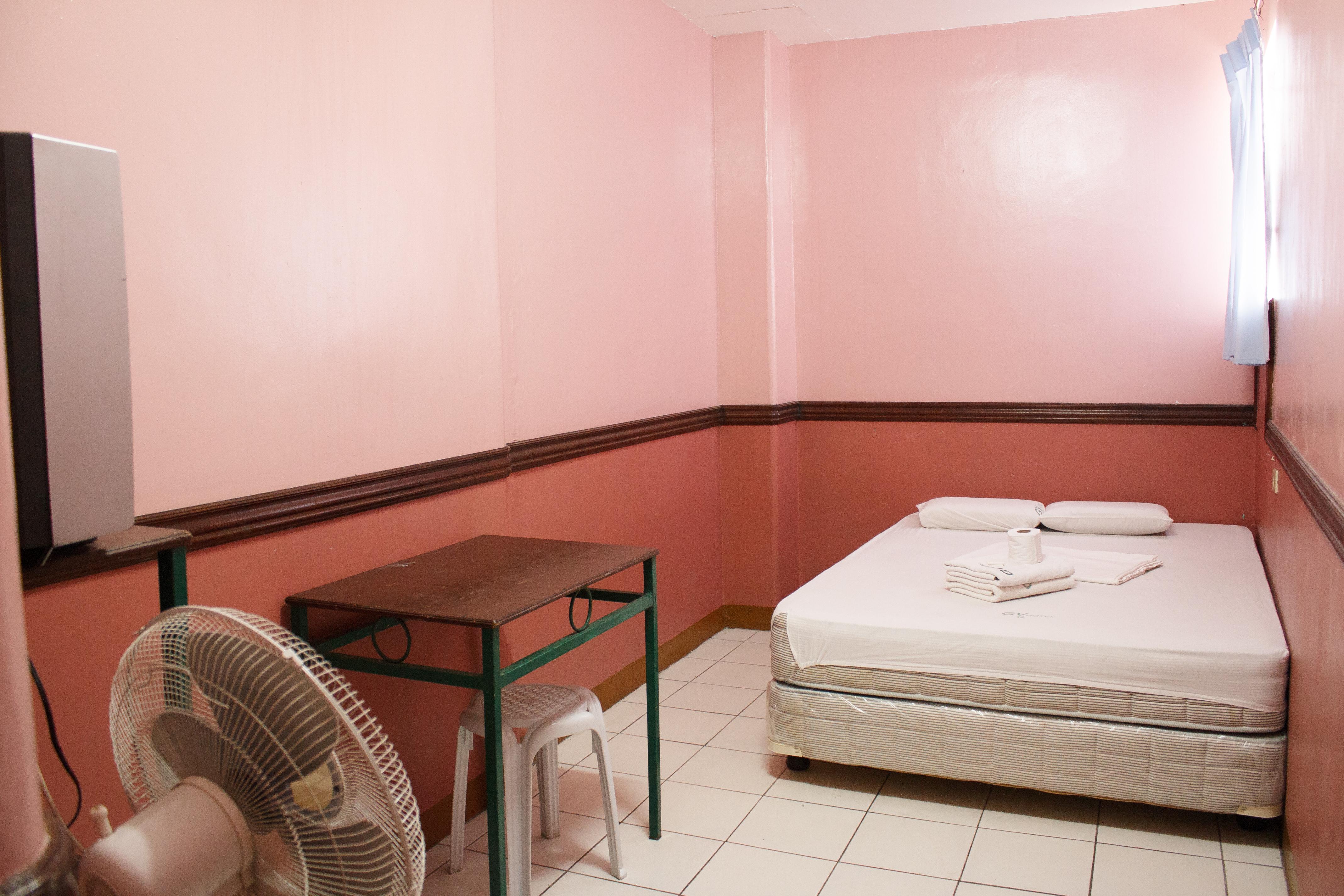 Gv Hotel - Baybay Esterno foto
