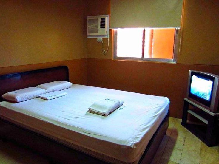 Gv Hotel - Baybay Esterno foto