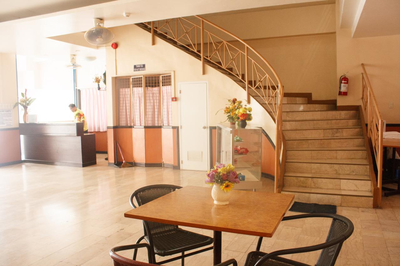 Gv Hotel - Baybay Esterno foto